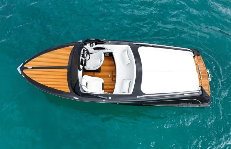 Magic 640 — exterior 6