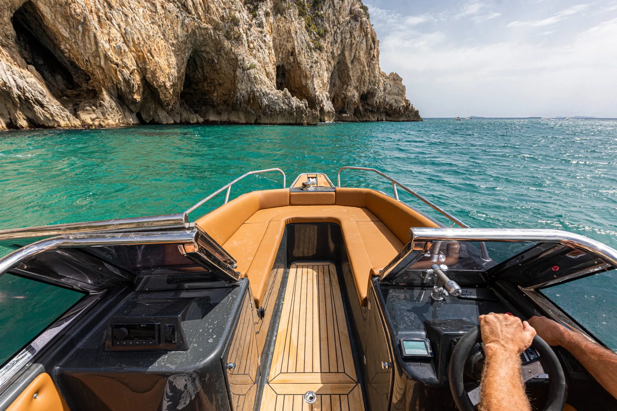 Wave e-550 — interior 3