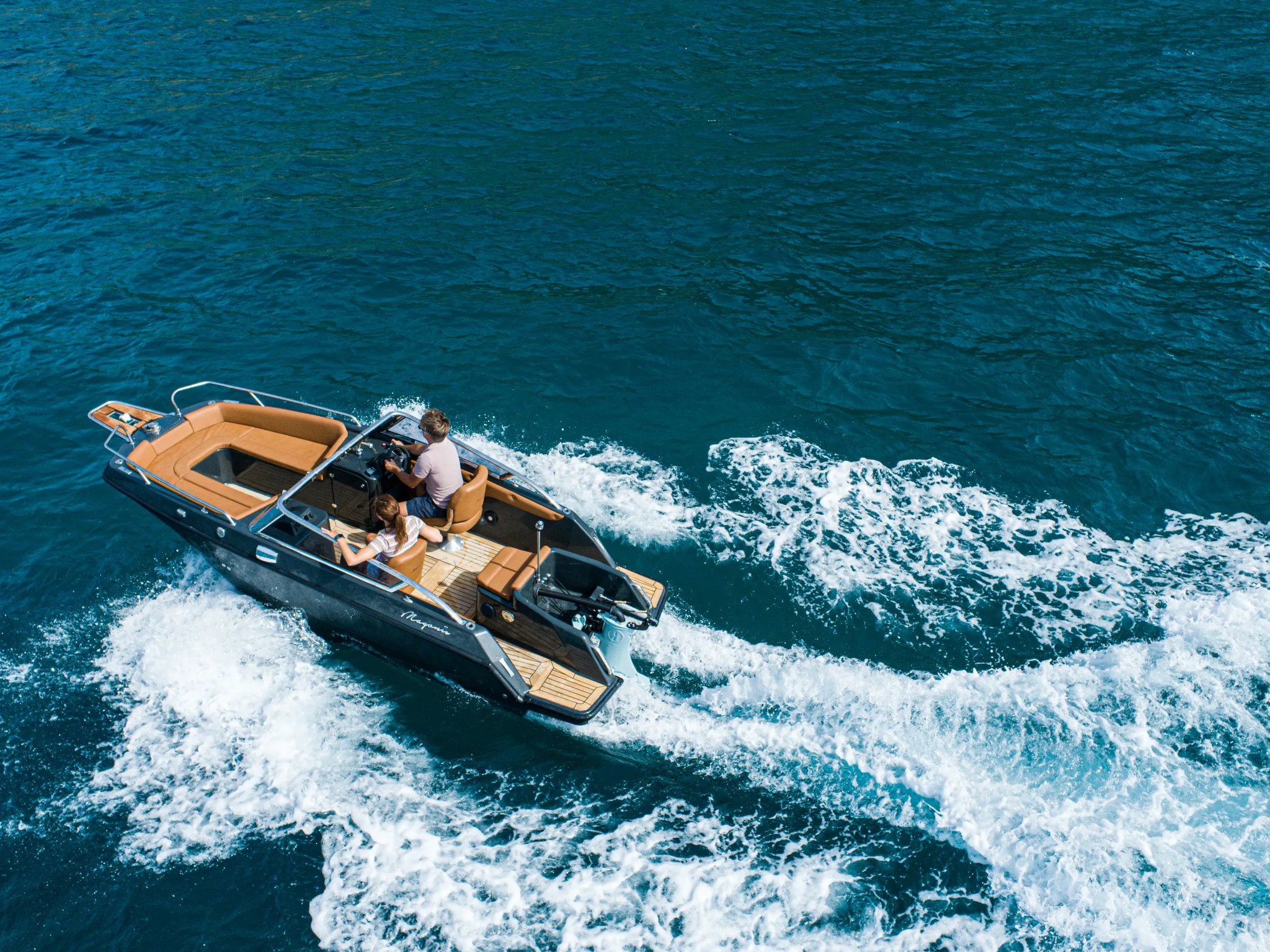 Wave e-550 — exterior 5