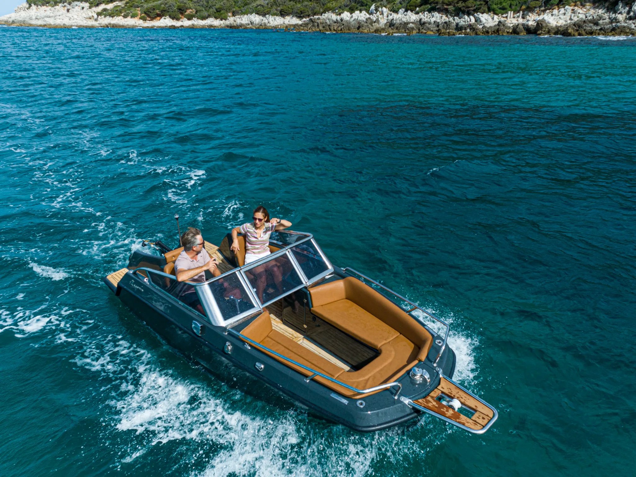 Wave e-550 — exterior 6