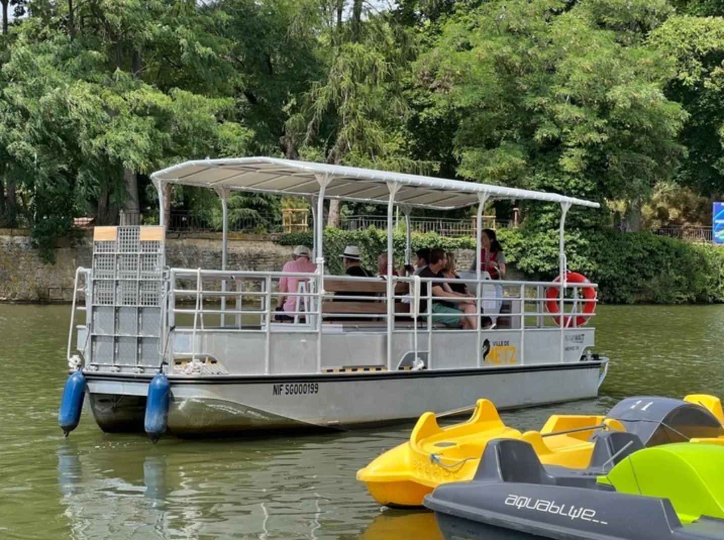WePro 700 — exterior 2