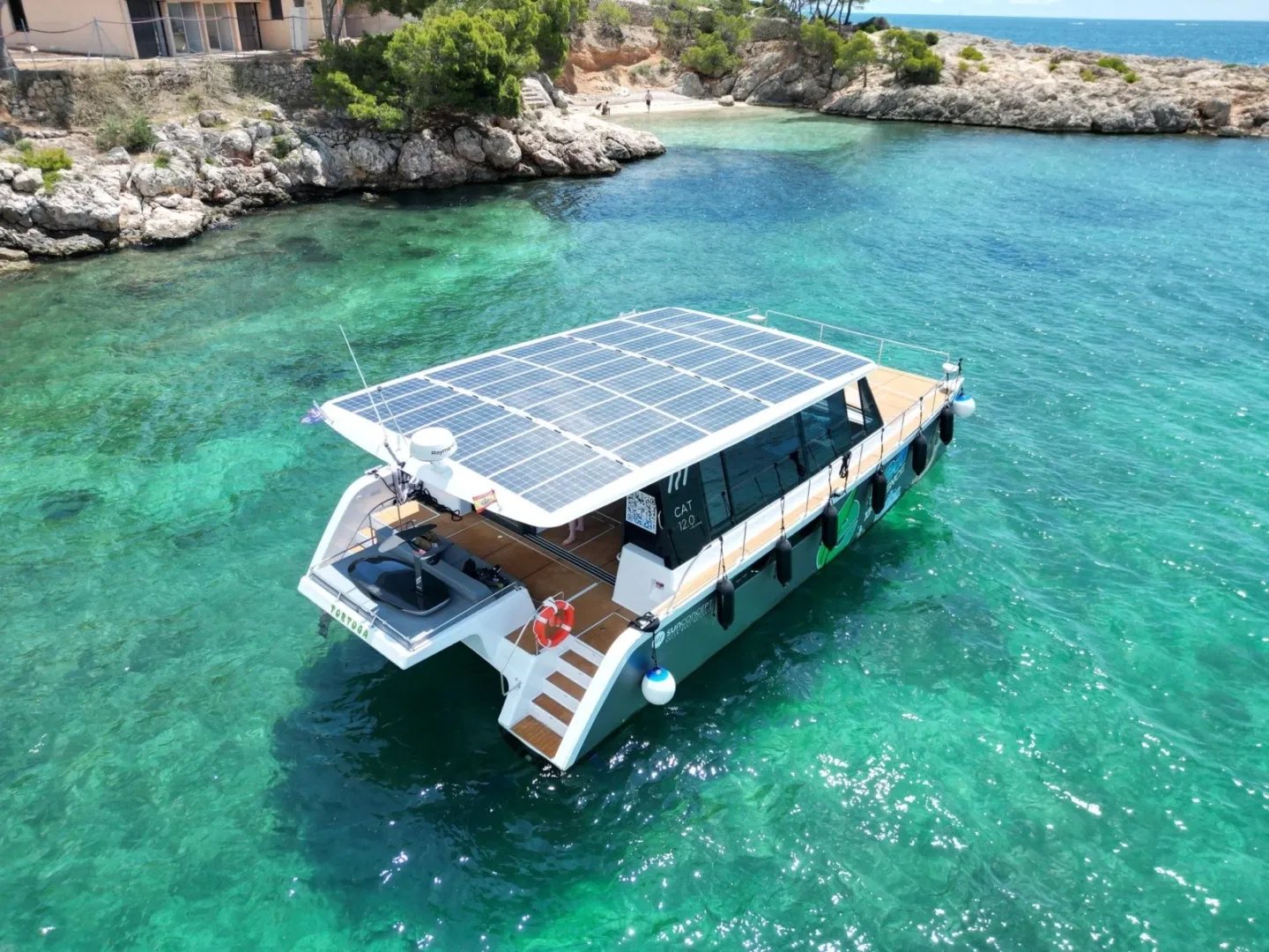 Alquiler de catamarán solar para día en Mallorca, image 1