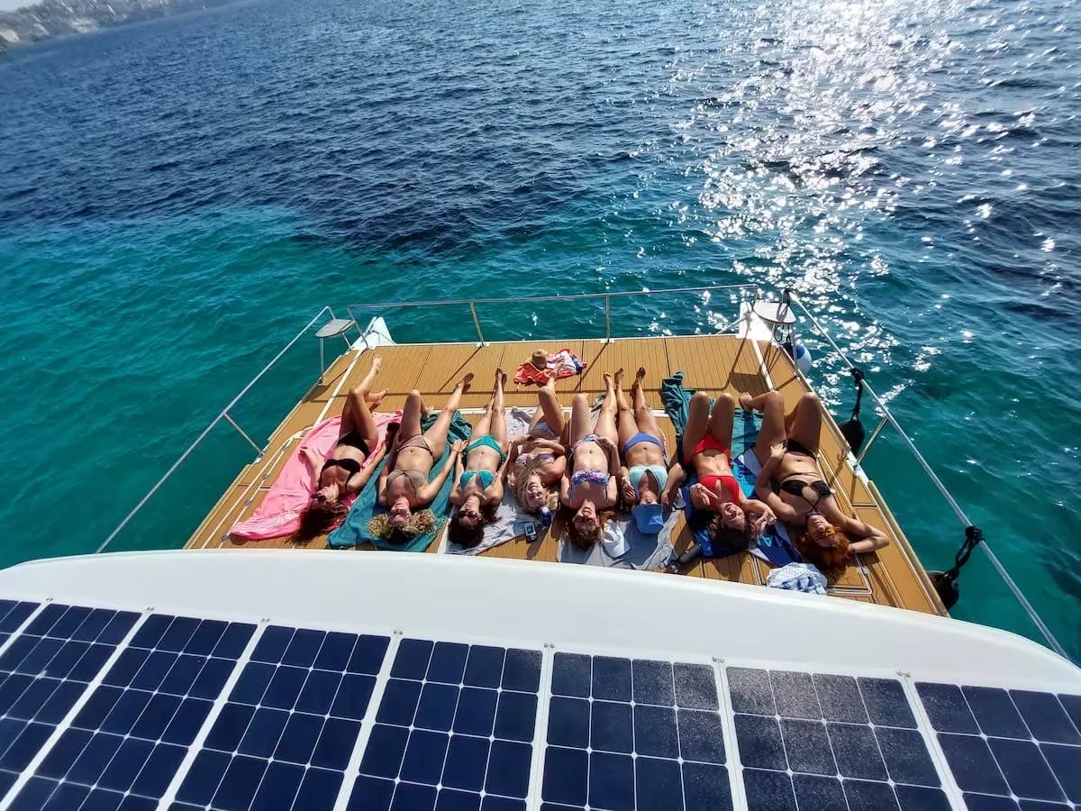 Alquiler de catamarán solar para día en Mallorca, image 14